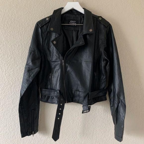 Ashley Outerwear Los Angeles Faux Leather Jacket - Picture 3 of 8